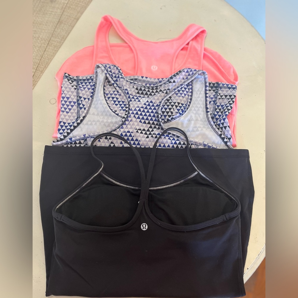 Lululemon tank tops